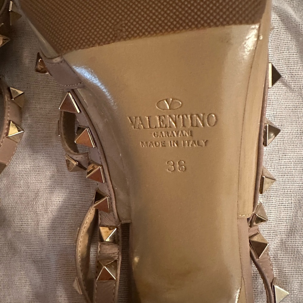 Valentino Beige Rockstud Heels - Picture 6 of 11